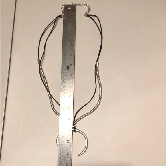 NEW Ethnic Beaded Crescent Silver-tone Necklace - Picture 6 of 7